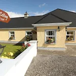 度假居 Beezies Self Catering Grange (Sligo)