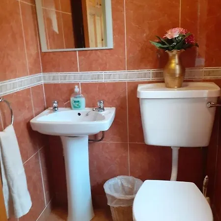 بيت للعطل Beezies Self Catering Grange (Sligo)