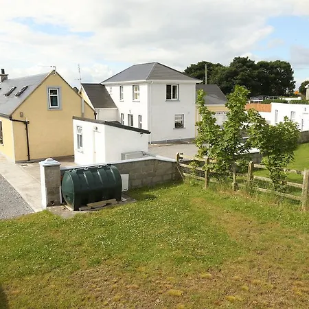 بيت للعطل Beezies Self Catering Grange (Sligo)