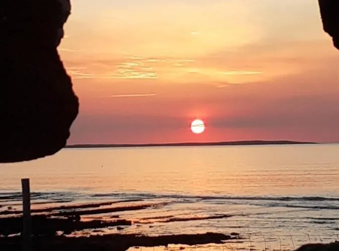 Semesterbostad Beezies Self Catering *