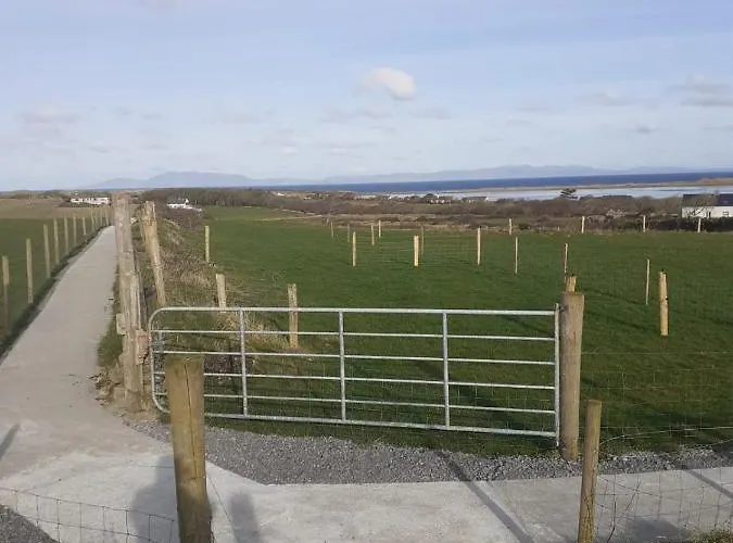 Semesterbostad Beezies Self Catering Grange (Sligo)