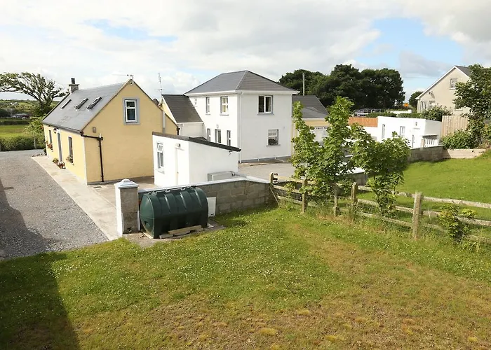 Semesterbostad Beezies Self Catering Grange (Sligo)
