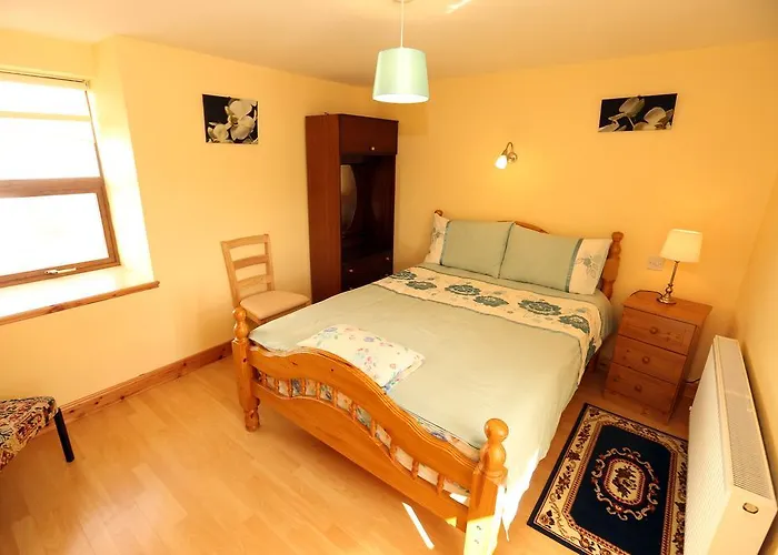 Semesterbostad Beezies Self Catering Grange (Sligo)